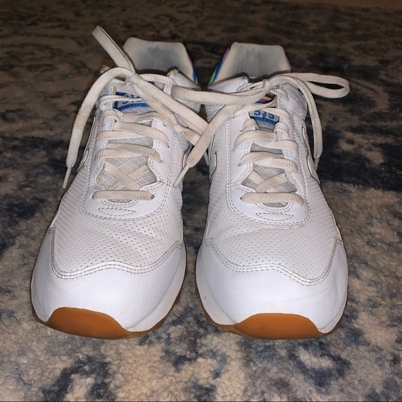 Mens Rare LGBTQ Holographic Trimmed Sneakers - Picture 4 of 10